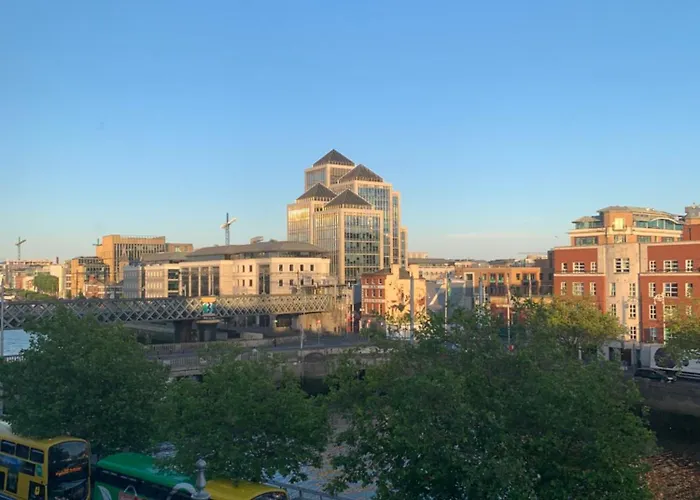 The Liffey Private Гостевой дом *